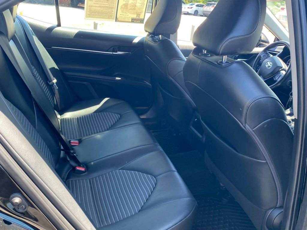 Used 2021 Toyota Camry SE AWD/4WD image 16