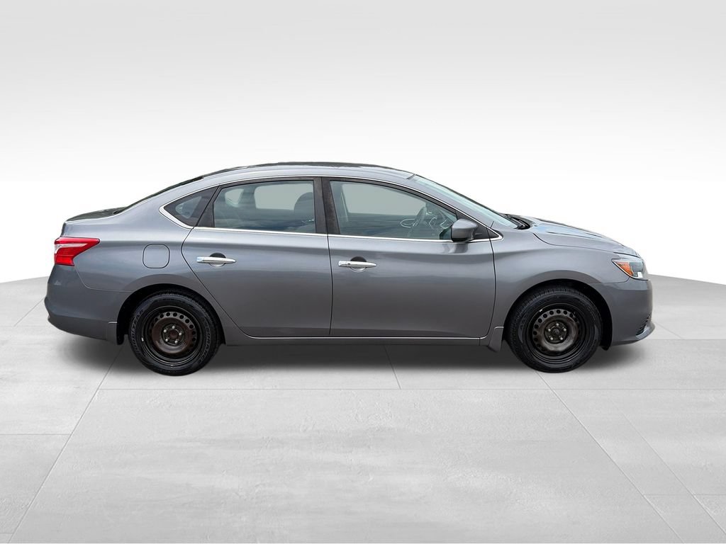 Used 2016 Nissan Sentra SV FWD image 7