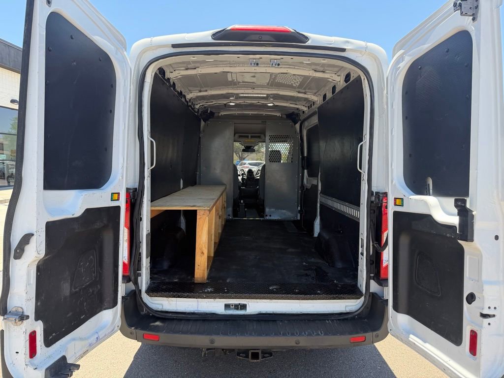 Used 2018 Ford Transit 350 148 Medium Roof RWD image 5