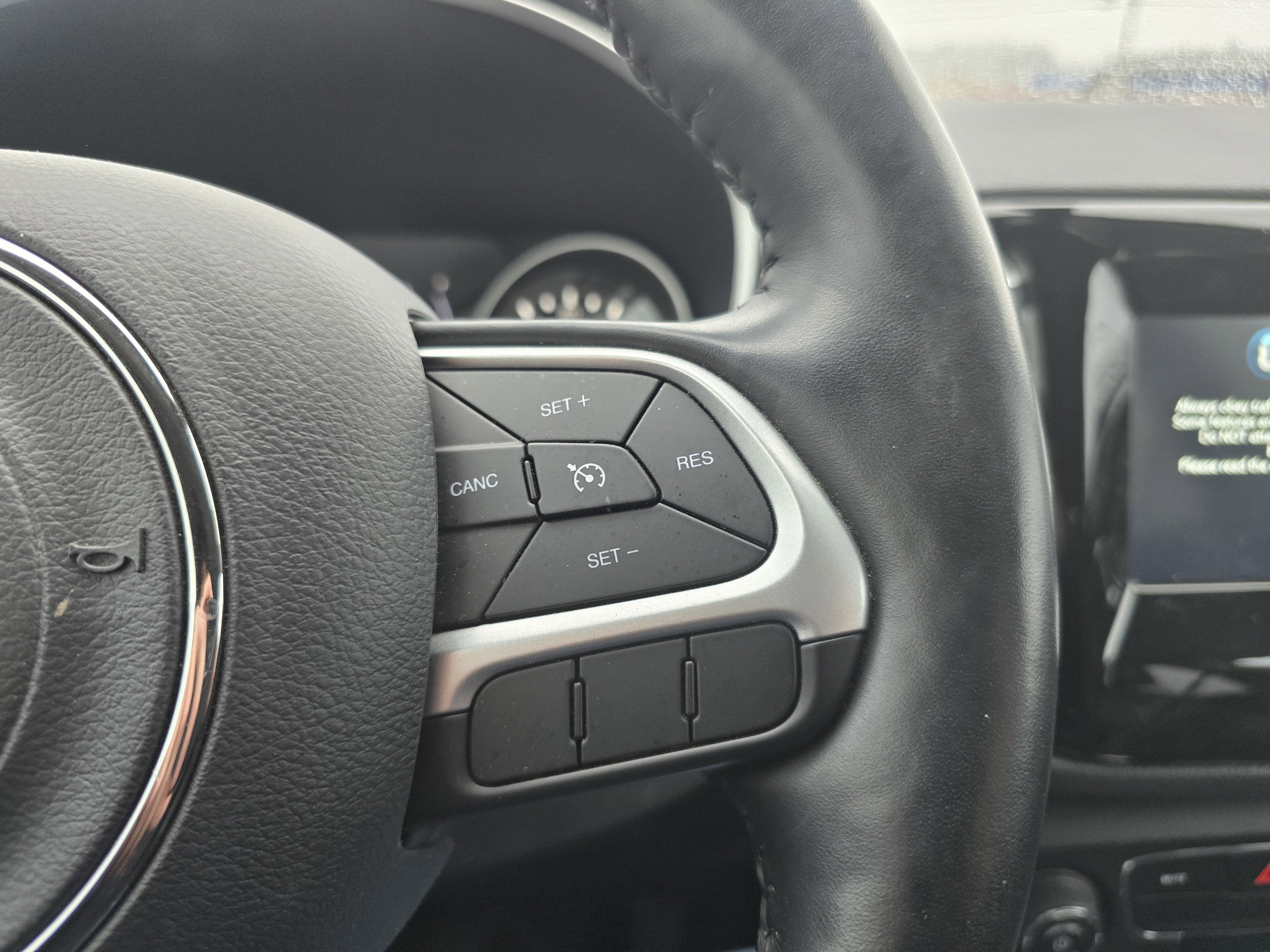 Used 2020 Jeep Compass Latitude image 16