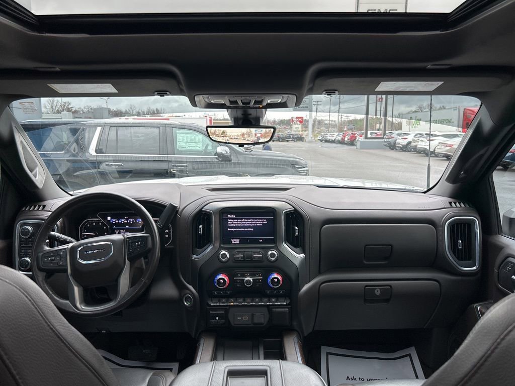 Used 2022 GMC Sierra 3500 Denali w/ Denali Ultimate Package image 13