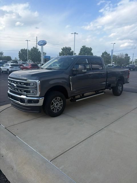 New 2026 Ford F350 Lariat AWD/4WD image 3