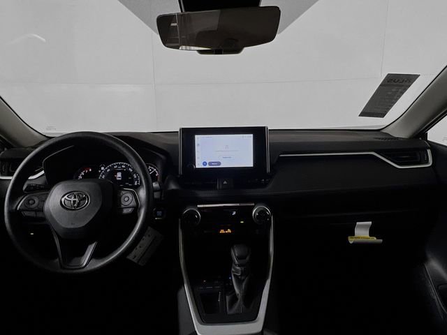 New 2025 Toyota RAV4 XLE image 27