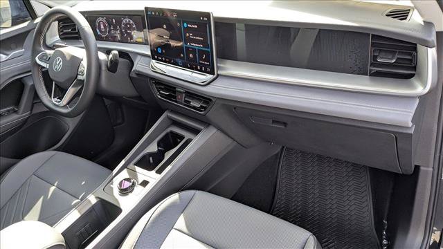 New 2026 Volkswagen Tiguan SE AWD/4WD image 29