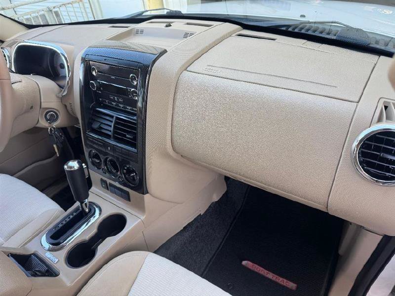 Used 2010 Ford Explorer Sport Trac XLT RWD image 35