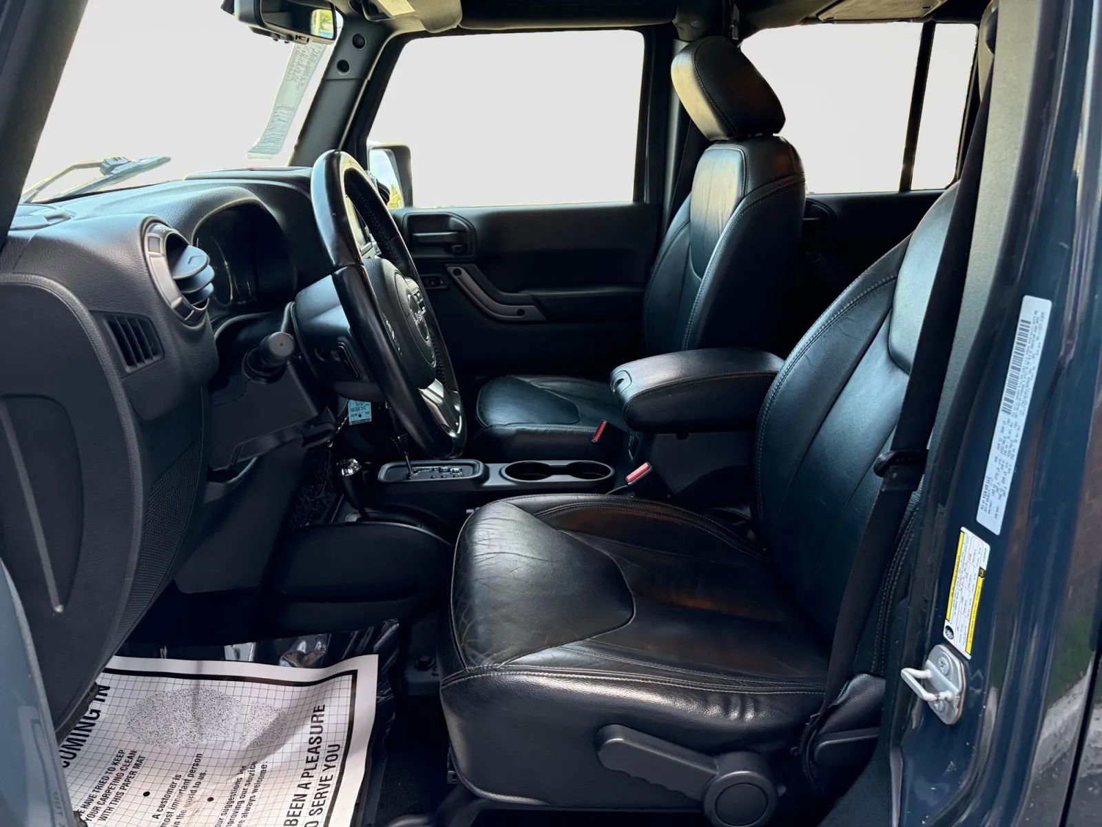 Used 2018 Jeep Wrangler Unlimited Sahara image 10