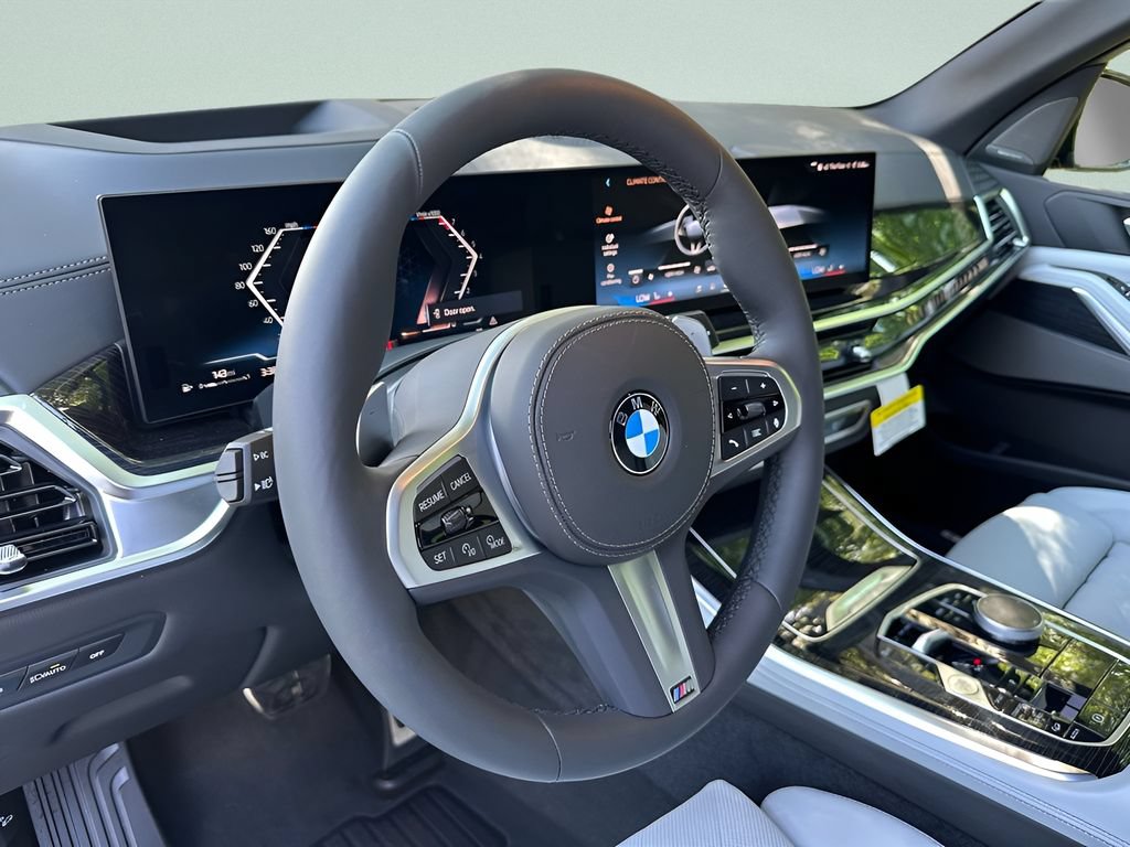 New 2026 BMW X5 xDrive40i w/ M Sport Package AWD/4WD image 13