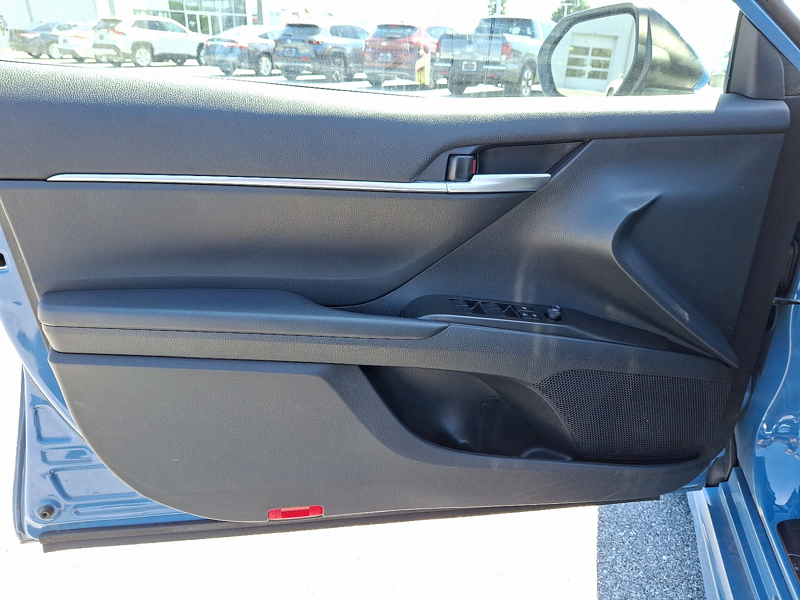 Used 2024 Toyota Camry SE FWD image 13