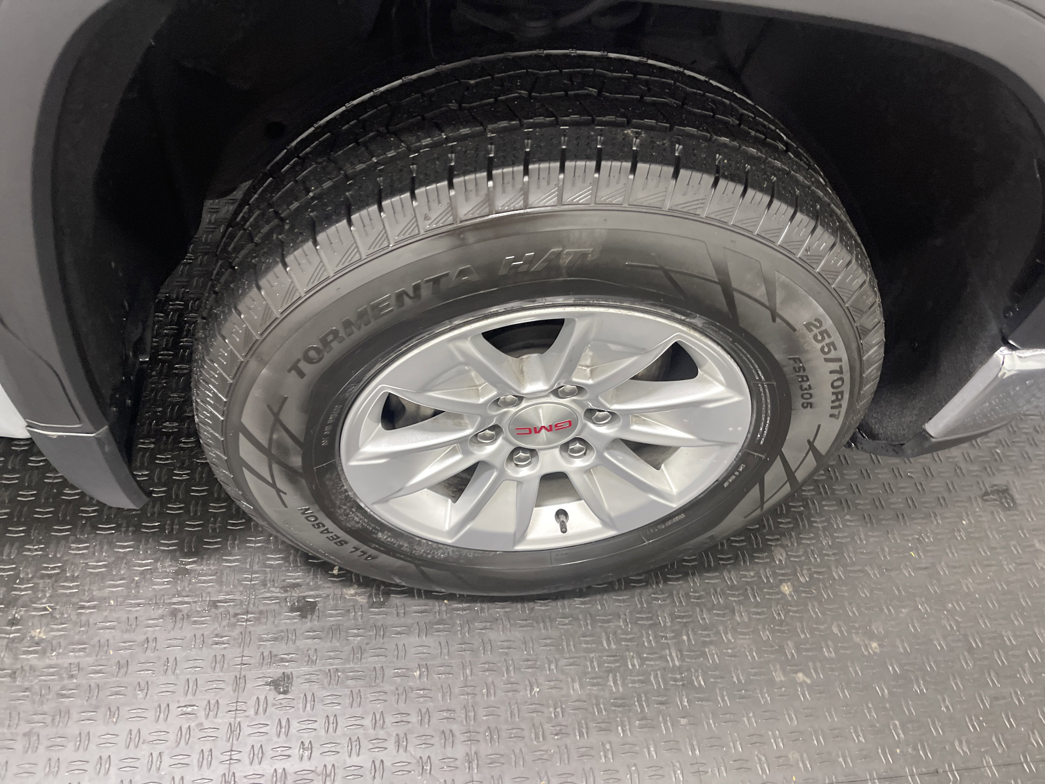 Used 2024 GMC Sierra 1500 SLE image 26