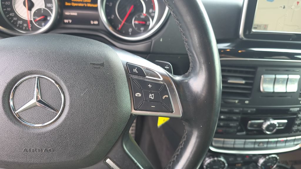 Certified 2016 Mercedes-Benz G 63 AMG 4MATIC image 18