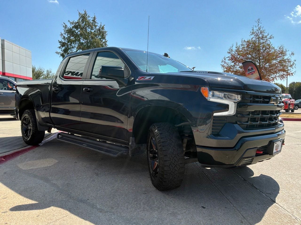 Used 2023 Chevrolet Silverado 1500 LT Trail Boss w/ Protection Package AWD/4WD image 4