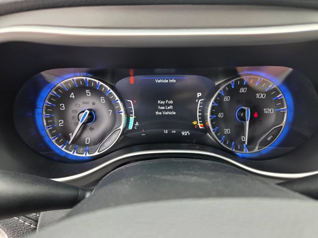 New 2027 Chrysler Pacifica Select FWD image 29