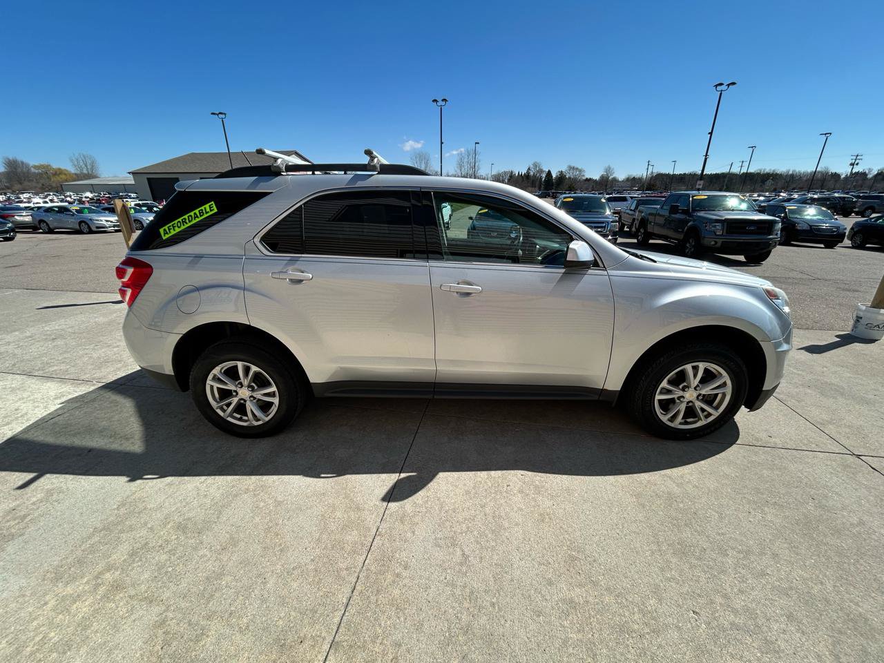 Used 2016 Chevrolet Equinox LT w/ Convenience Package FWD image 4