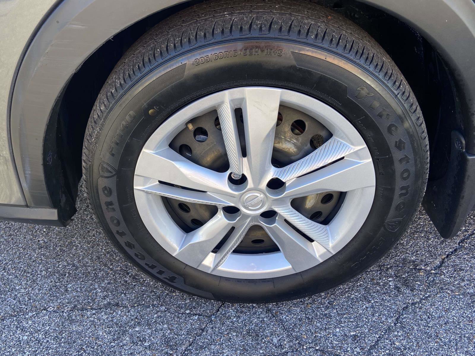 Used 2024 Nissan Kicks S image 26