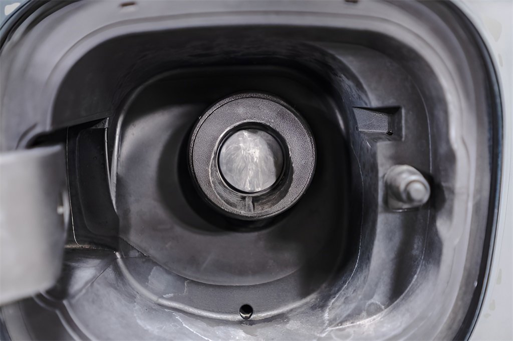 Used 2022 Cadillac XT5 Premium Luxury w/ LPO, Floor Liner Package image 42