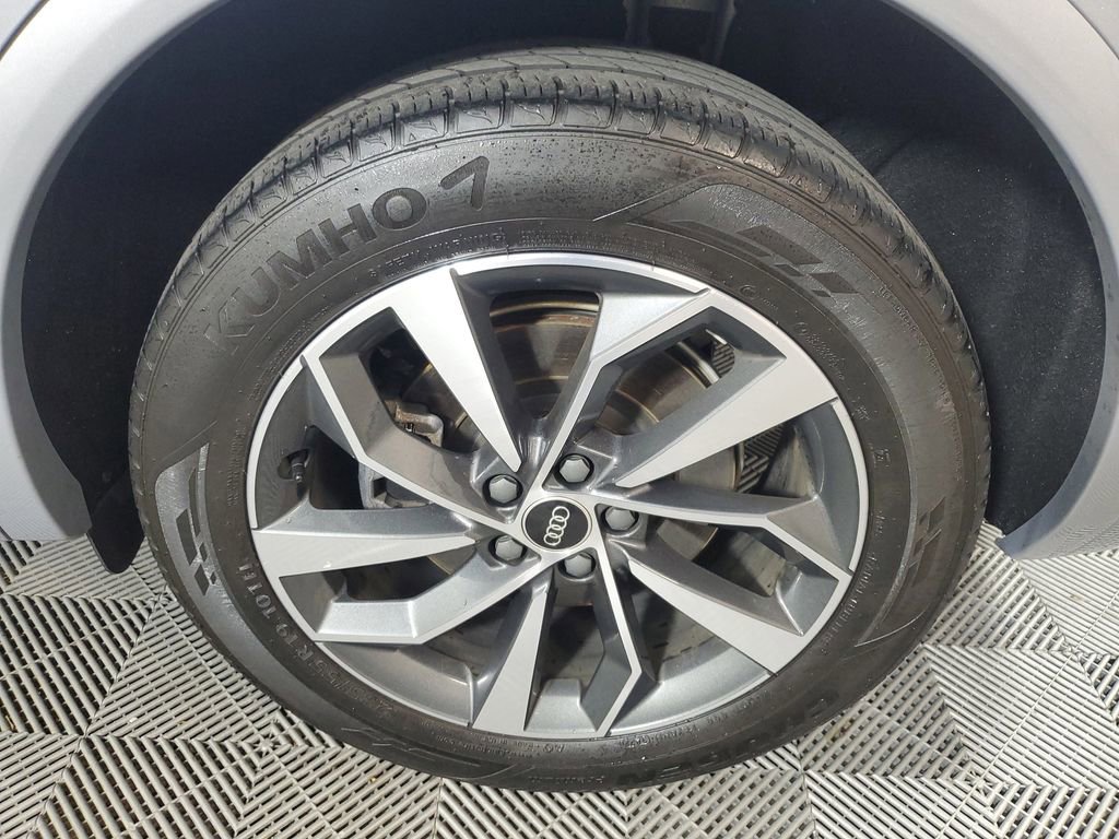 Used 2023 Audi Q5 2.0T Premium Plus w/ Premium Plus Package image 11