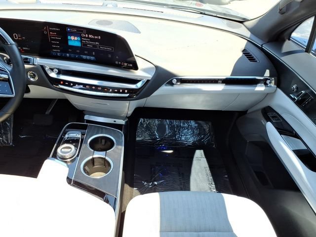 Used 2023 Cadillac Lyriq 2WD image 17