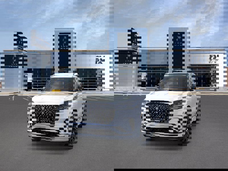 New 2025 Lincoln Aviator Black Label image 2