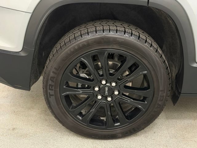 Used 2023 GMC Acadia SLE w/ Driver Convenience Package AWD/4WD image 29