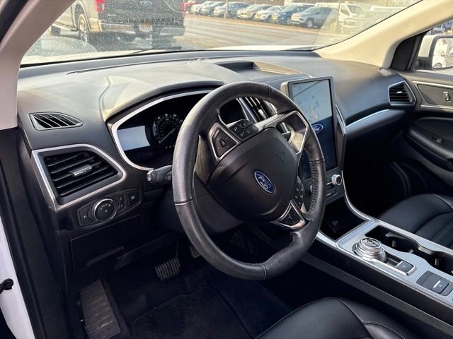 Used 2021 Ford Edge SEL image 9