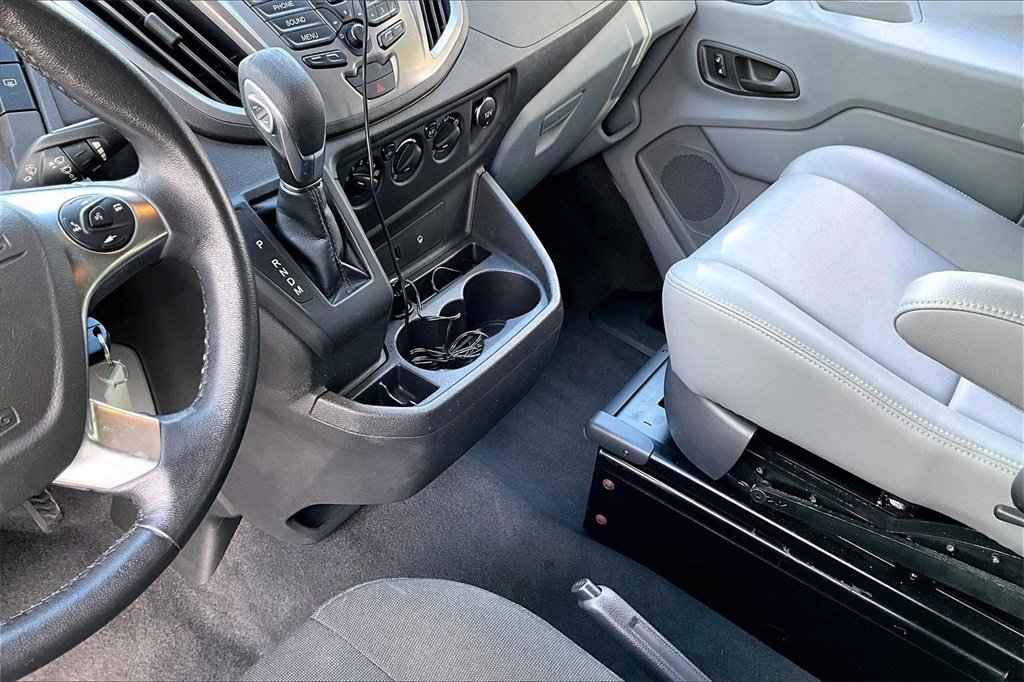 Used 2016 Ford Transit 150 XLT image 14