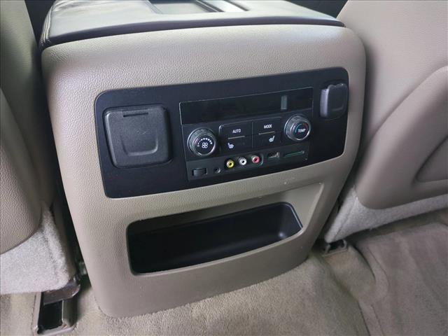 Used 2015 Chevrolet Suburban LTZ image 19