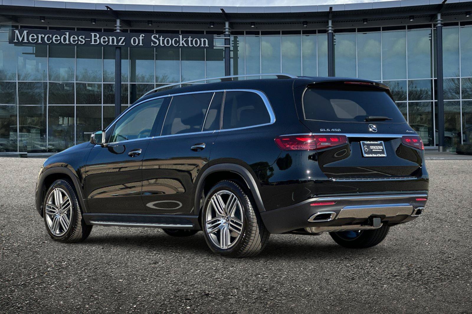 New 2026 Mercedes-Benz GLS 450 4MATIC image 6