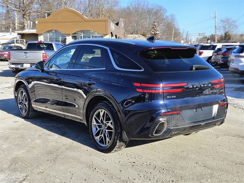 Used 2023 Genesis GV70 2.5T w/ Select Package image 3