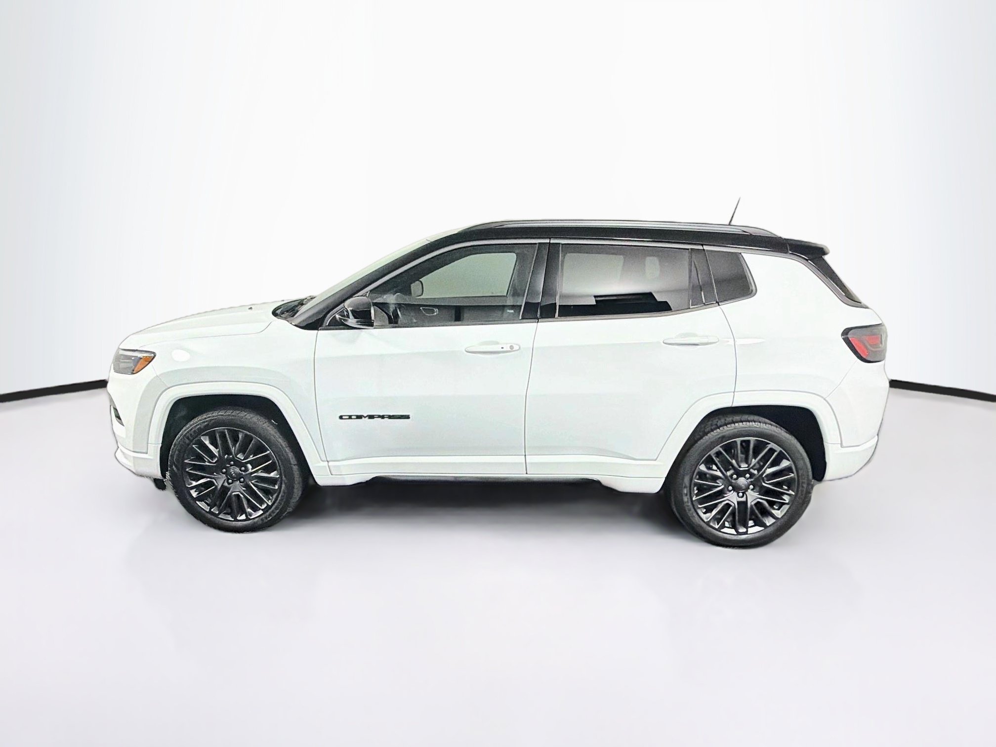Used 2022 Jeep Compass High Altitude AWD/4WD image 4