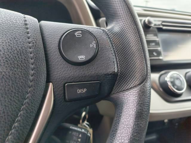 Used 2015 Toyota RAV4 LE image 18