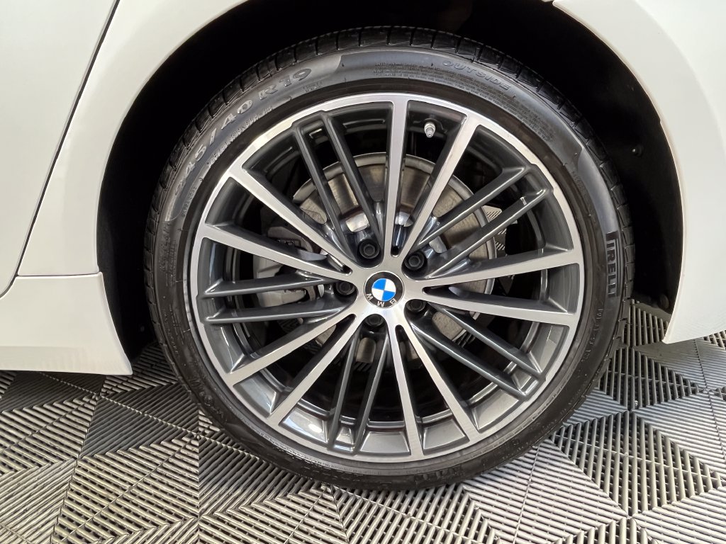 Certified 2023 BMW 530i xDrive w/ Premium Package AWD/4WD image 14