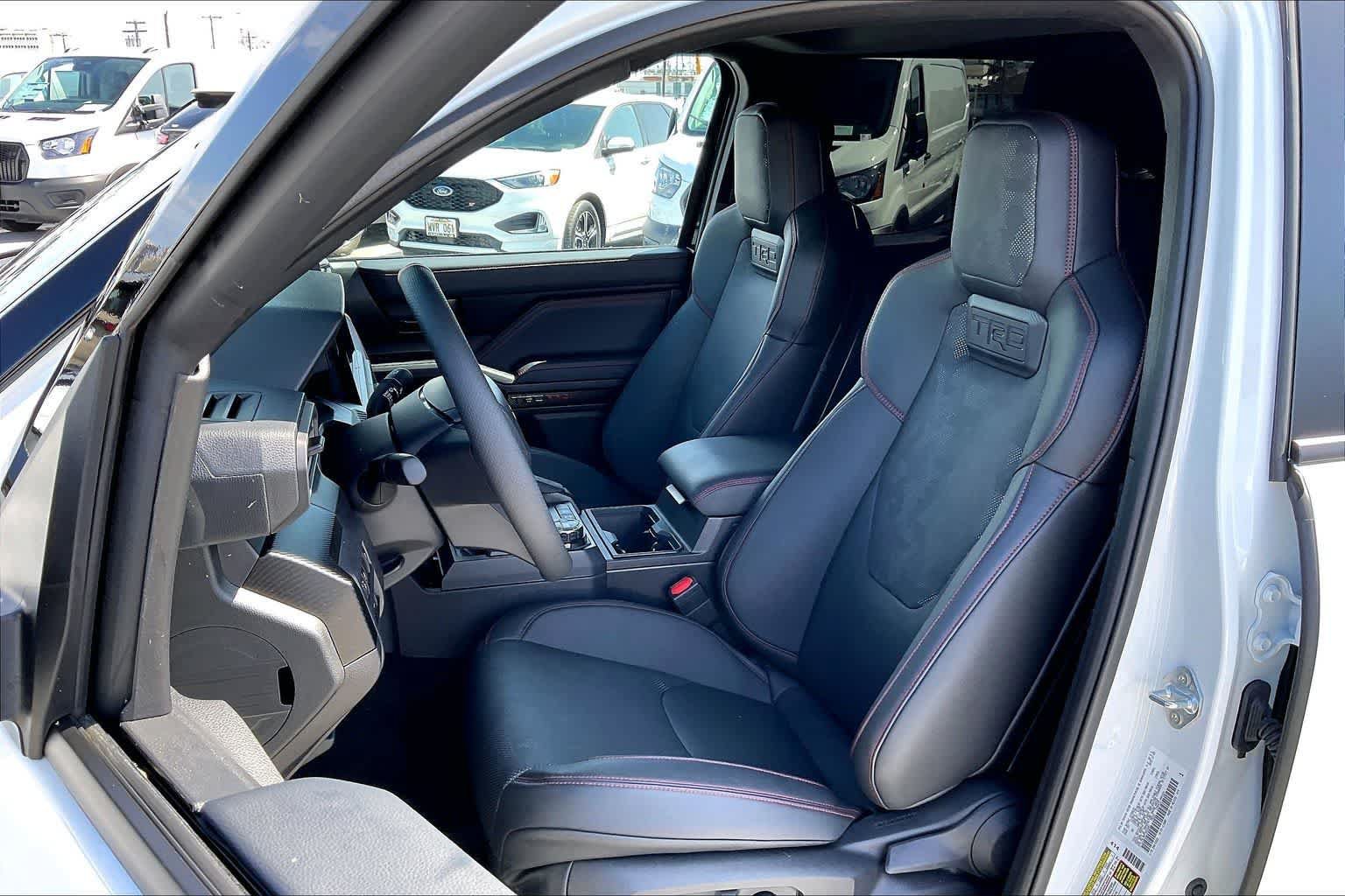 Used 2026 Toyota Tacoma TRD Pro AWD/4WD image 11