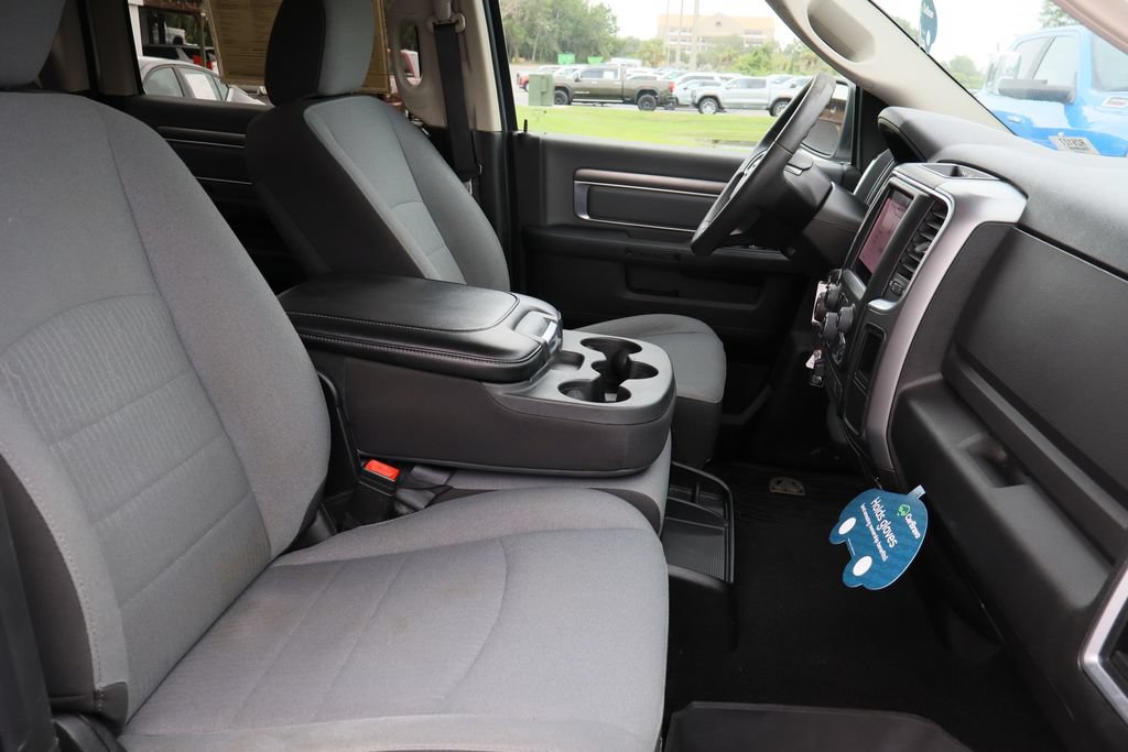Used 2022 RAM 1500 Classic SLT w/ Electronics Group AWD/4WD image 26