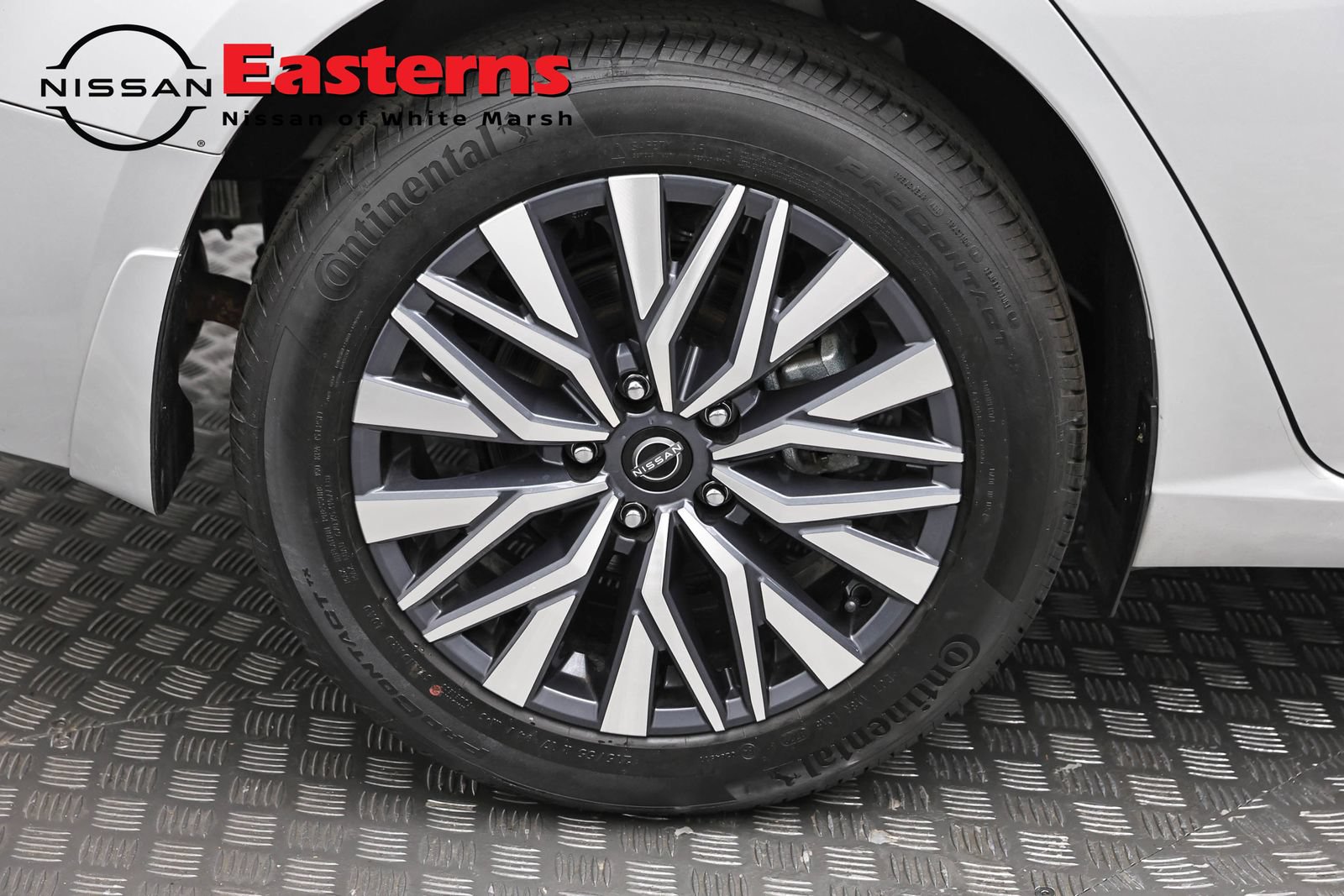 Used 2023 Nissan Altima 2.5 SV w/ SV Premium Package AWD/4WD image 31