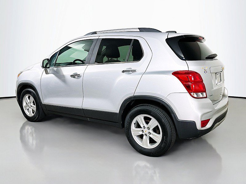 Used 2020 Chevrolet Trax LT w/ LT Convenience Package FWD image 5