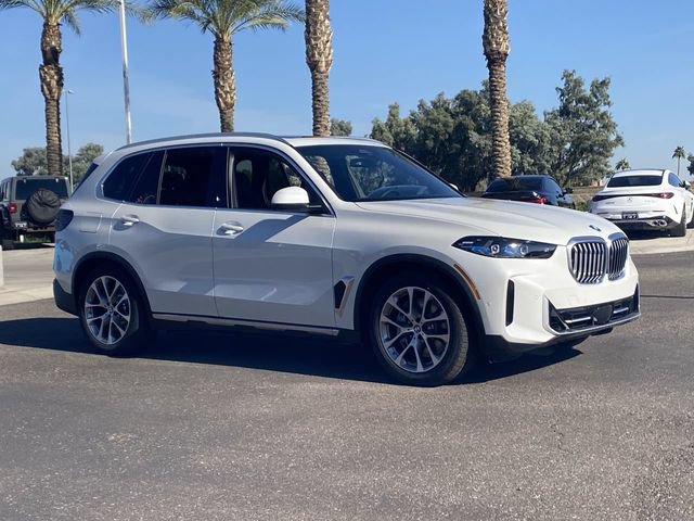 Used 2026 BMW X5 xDrive50e w/ Executive Package AWD/4WD image 4