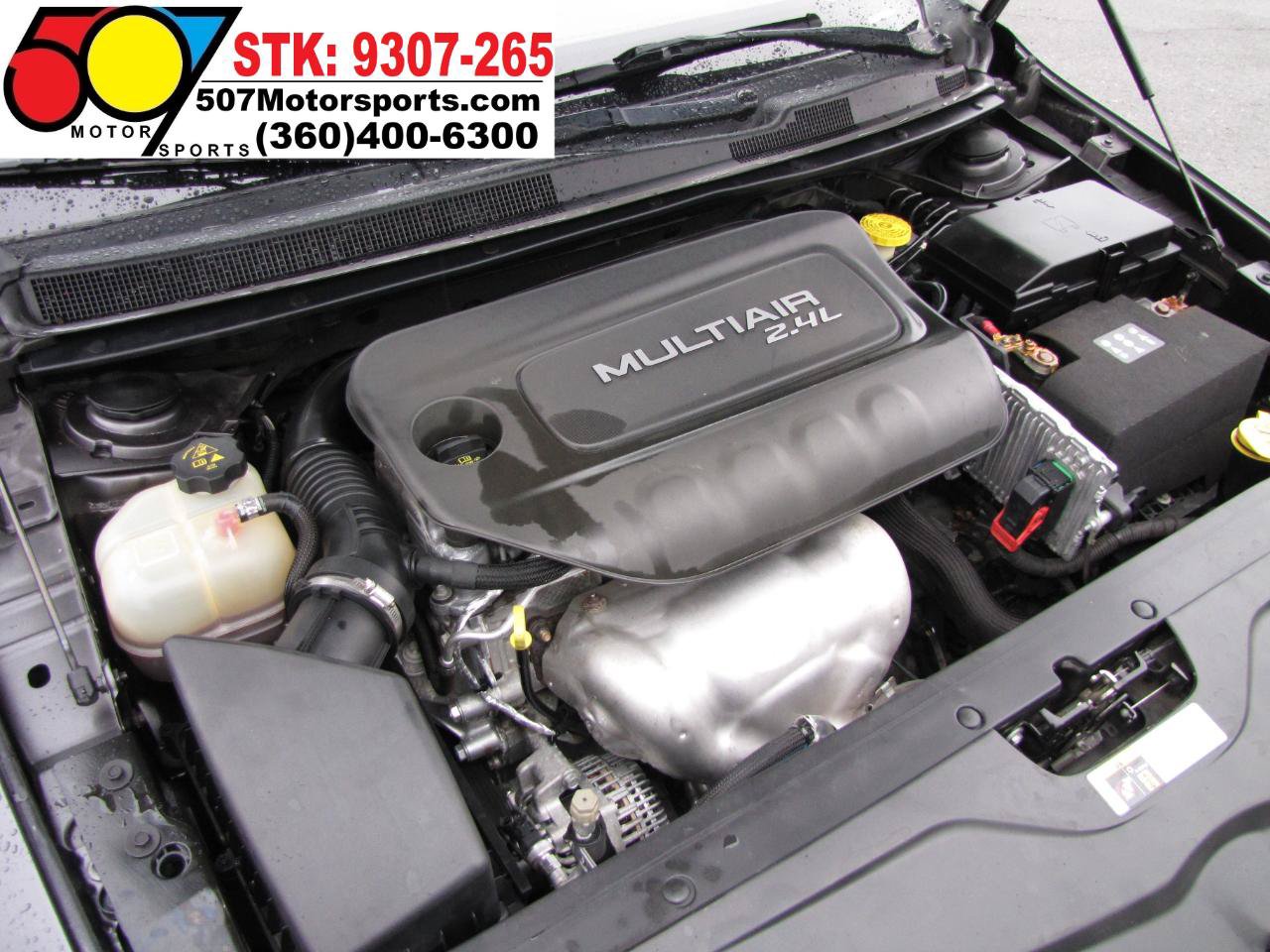 Used 2016 Chrysler 200 Limited FWD image 25