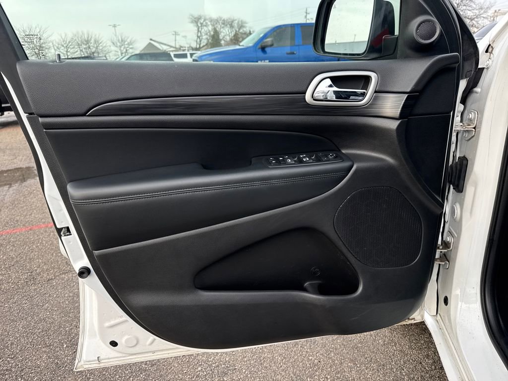 Certified 2020 Jeep Grand Cherokee Altitude image 12