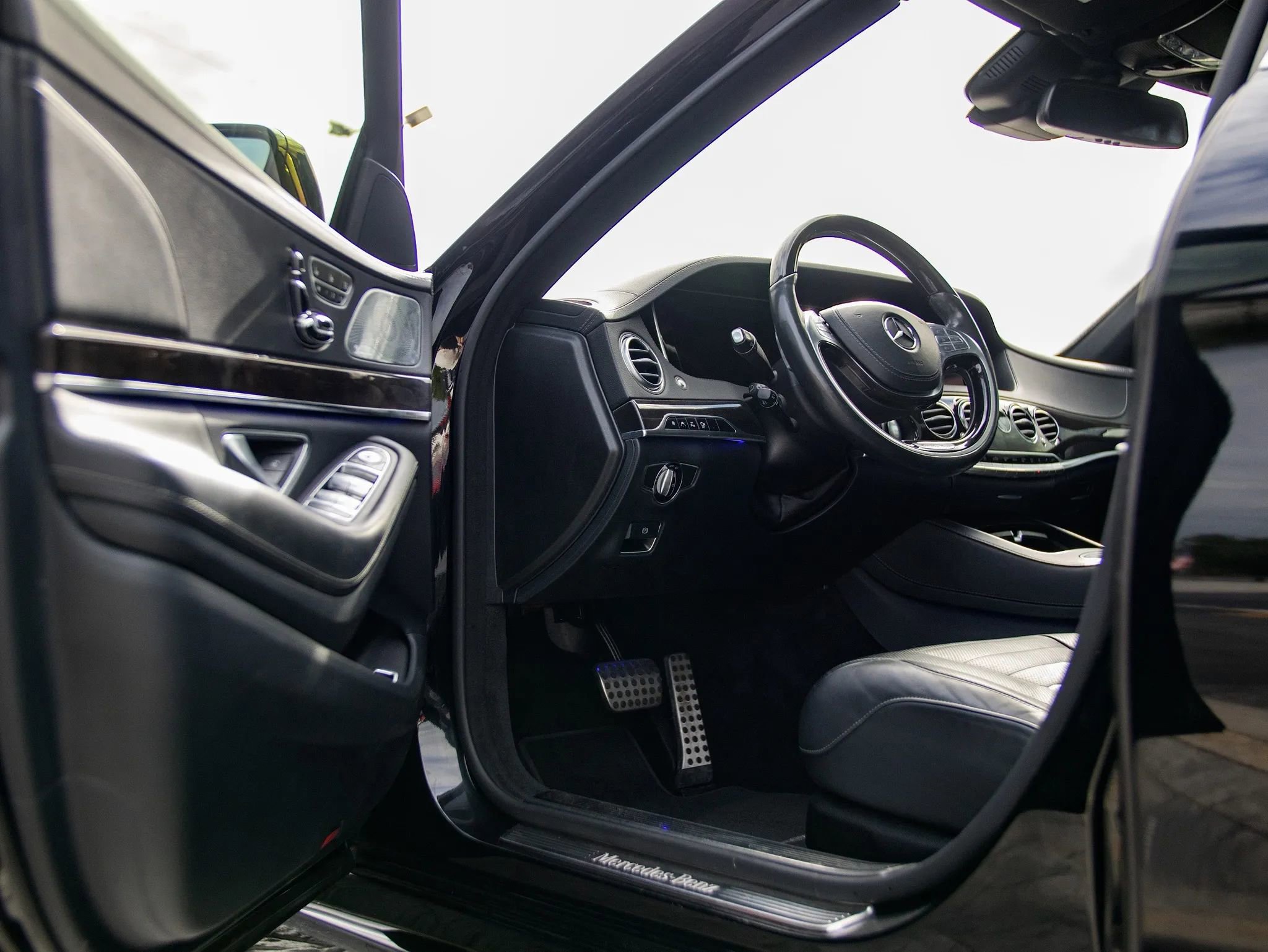 Used 2015 Mercedes-Benz S 550 Sedan image 20