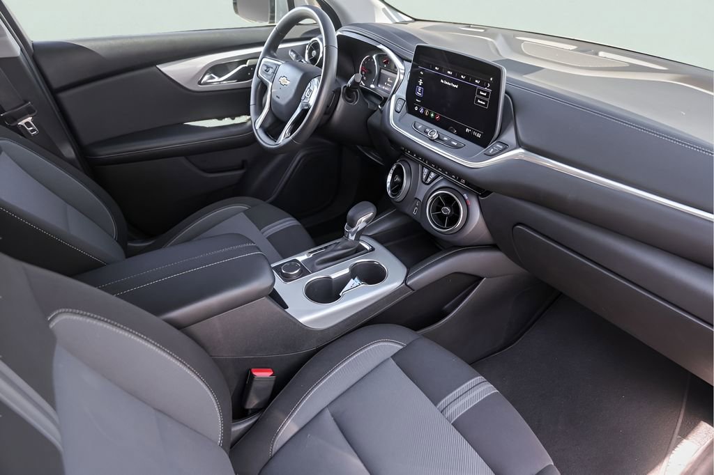 Used 2023 Chevrolet Blazer LT w/ Driver Confidence Package FWD image 35