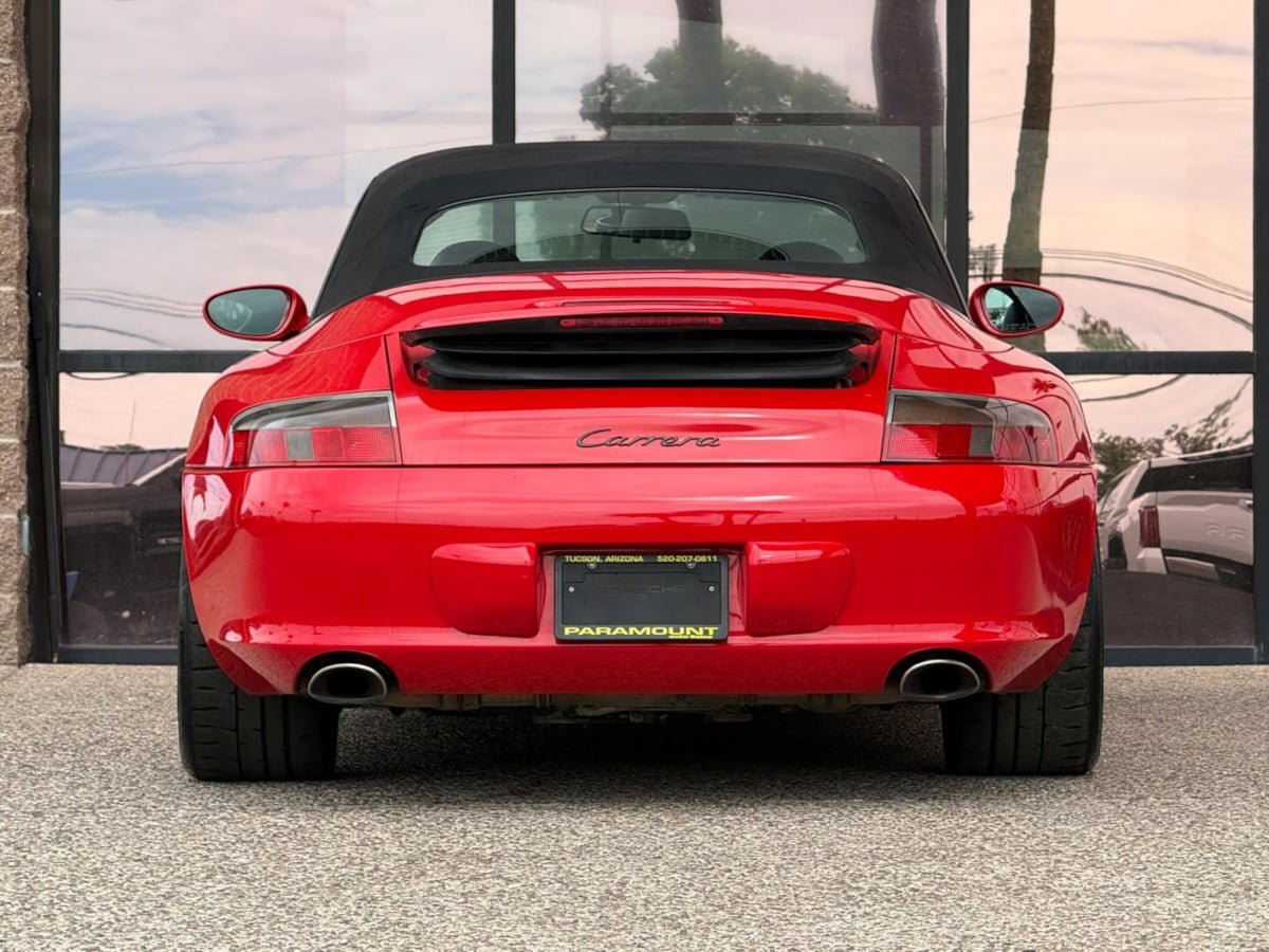 Used 2002 Porsche 911 Carrera 4 AWD/4WD image 15