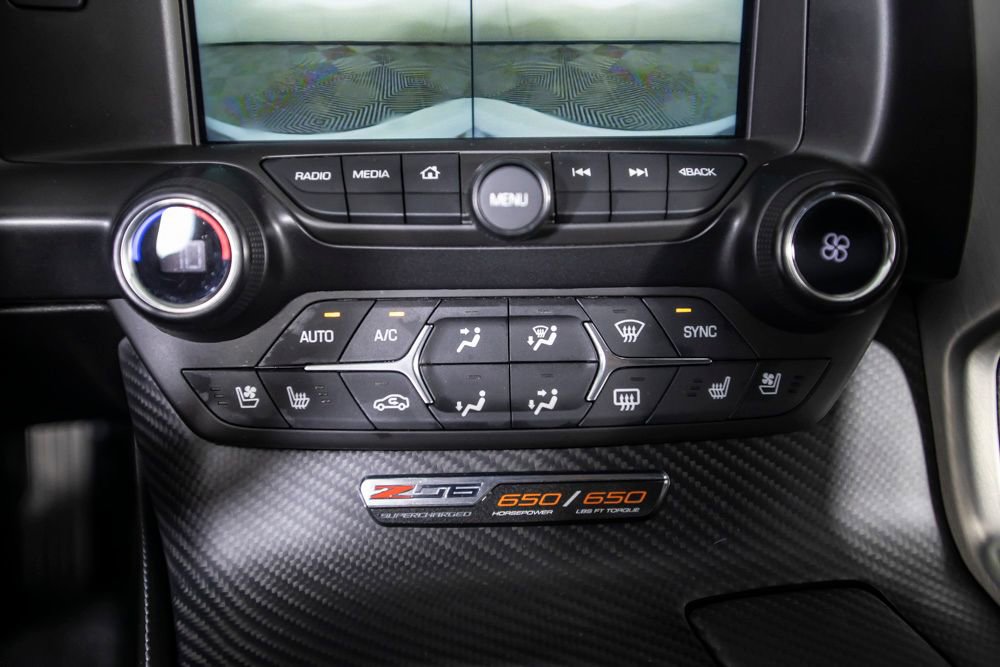 Used 2016 Chevrolet Corvette Z06 w/ Z07 Performance Package RWD image 27