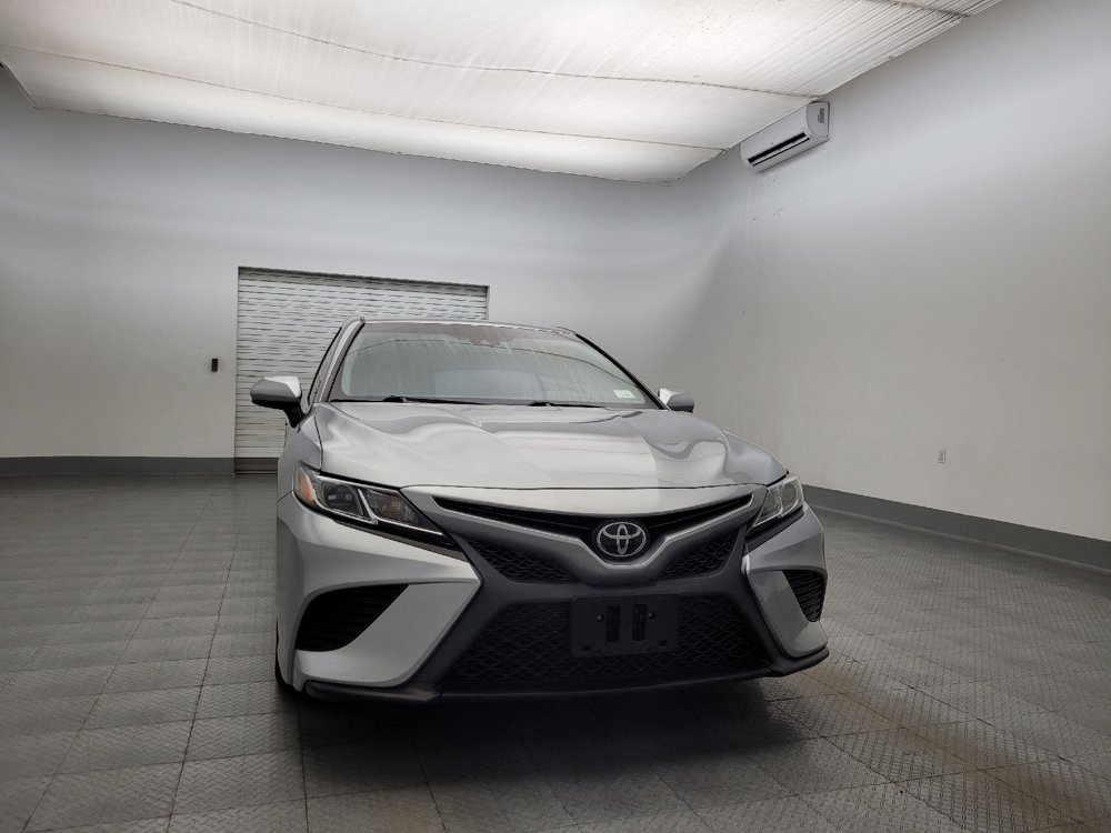 Used 2020 Toyota Camry SE image 14