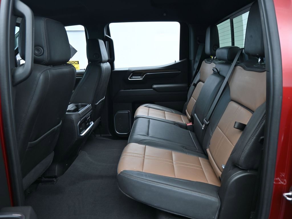 Used 2024 Chevrolet Silverado 1500 High Country w/ Technology Package RWD image 35