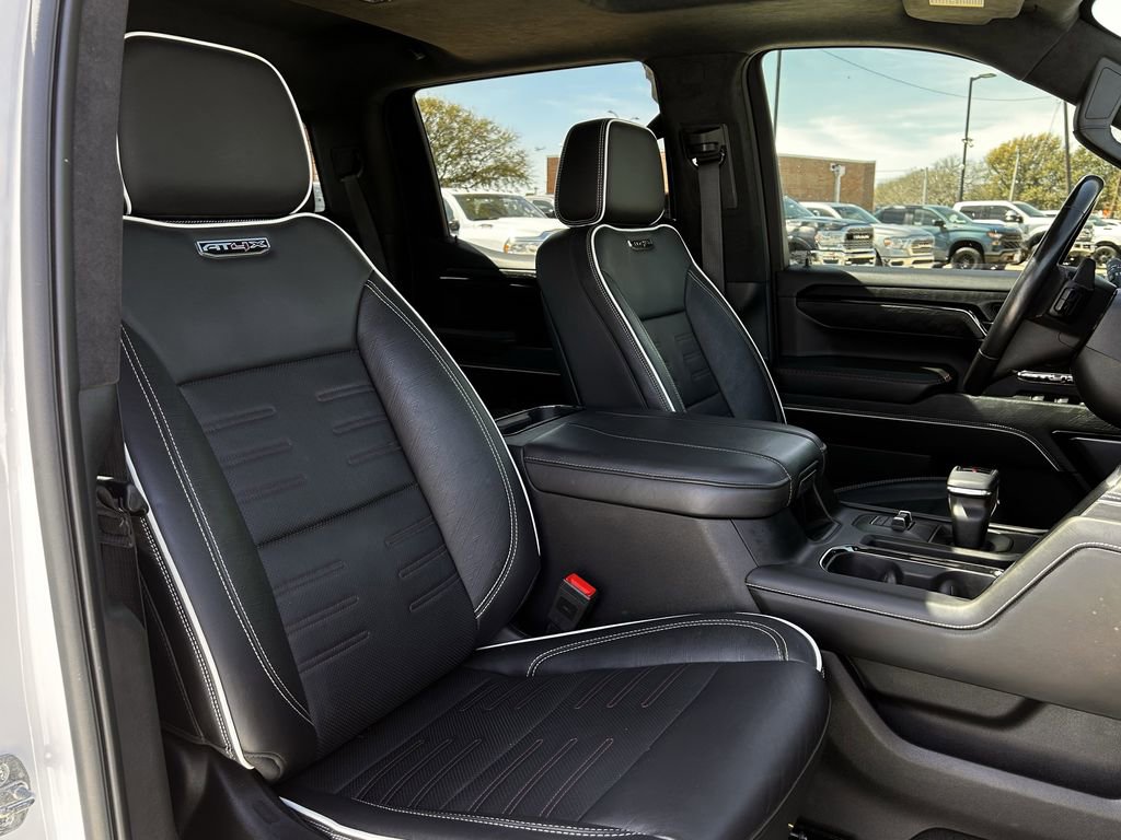 Used 2023 GMC Sierra 1500 AT4X AWD/4WD image 30