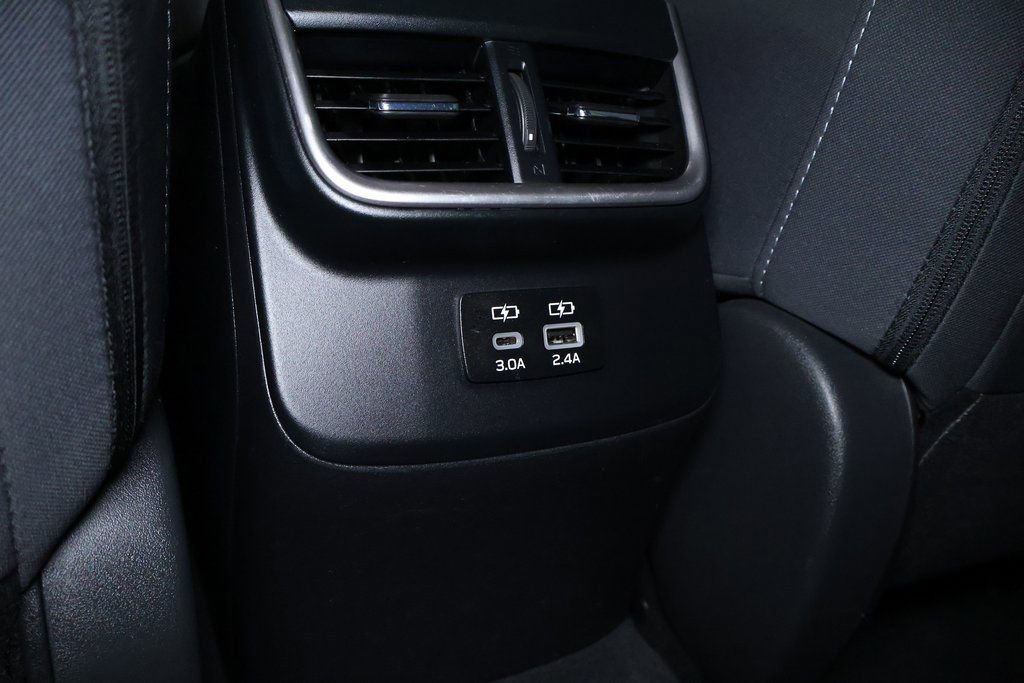 Used 2024 Subaru Outback Premium image 16