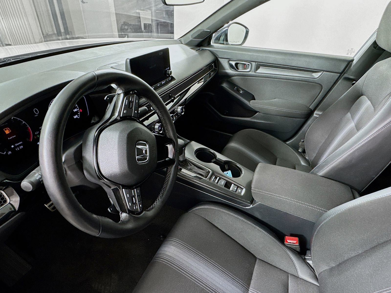 Used 2025 Honda Civic Sport image 7