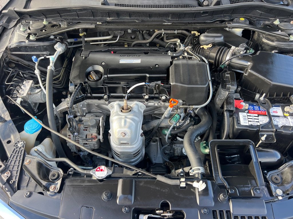 Used 2017 Honda Accord EX image 41