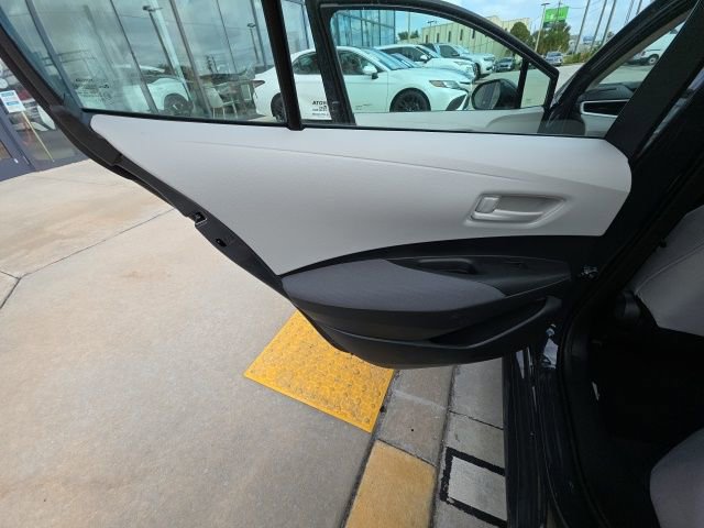 Used 2025 Toyota Corolla LE image 22