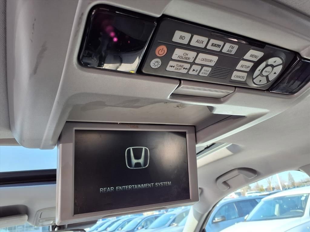 Used 2017 Honda Pilot Touring image 12